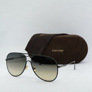 Tom Ford Alec FT0824 01B Aviator Sunglasses - Black/Smoke Gradient